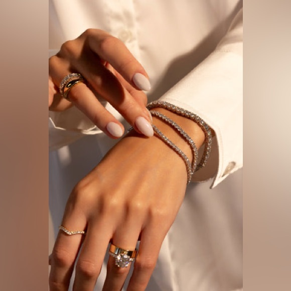 18K Yellow Gold Plated Tennis Bracelet with Simulated Stones - Picture 5 of 7